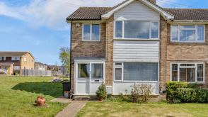 House  & Plot in Hailsham photo